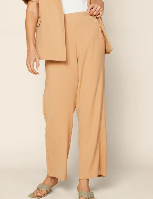 Act Fast Tailored Pants With Buttons